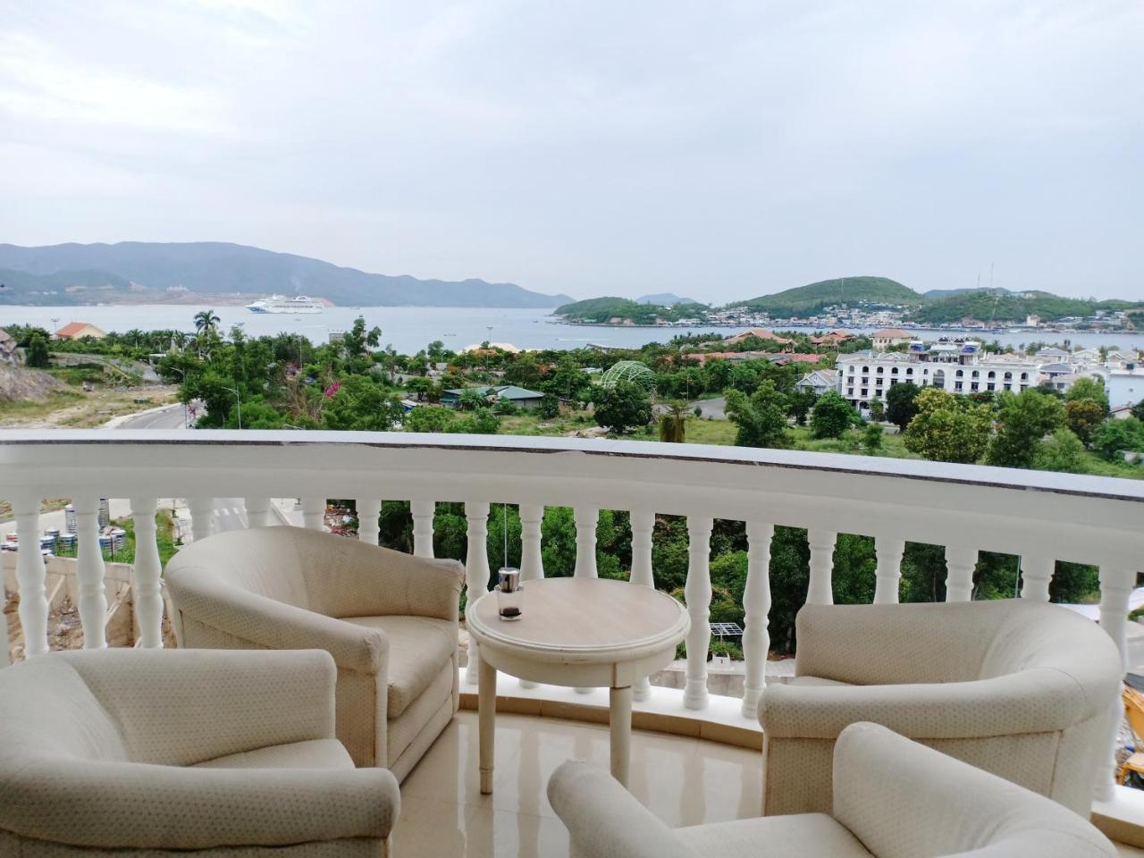 Nha Trang Star Villa Hotel Buitenkant foto