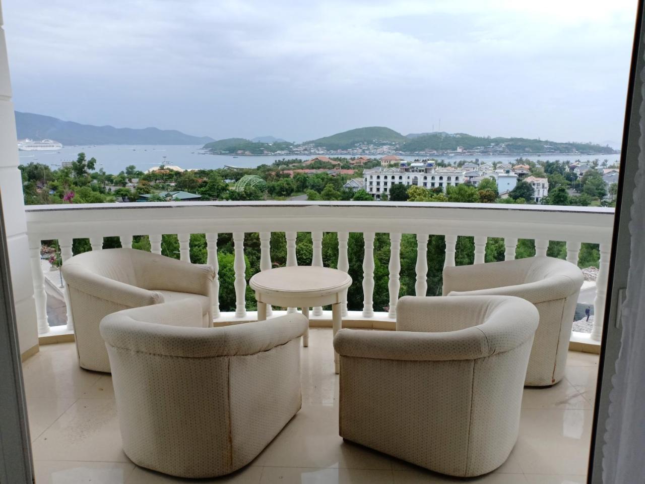 Nha Trang Star Villa Hotel Buitenkant foto