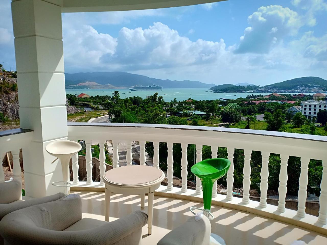 Nha Trang Star Villa Hotel Buitenkant foto