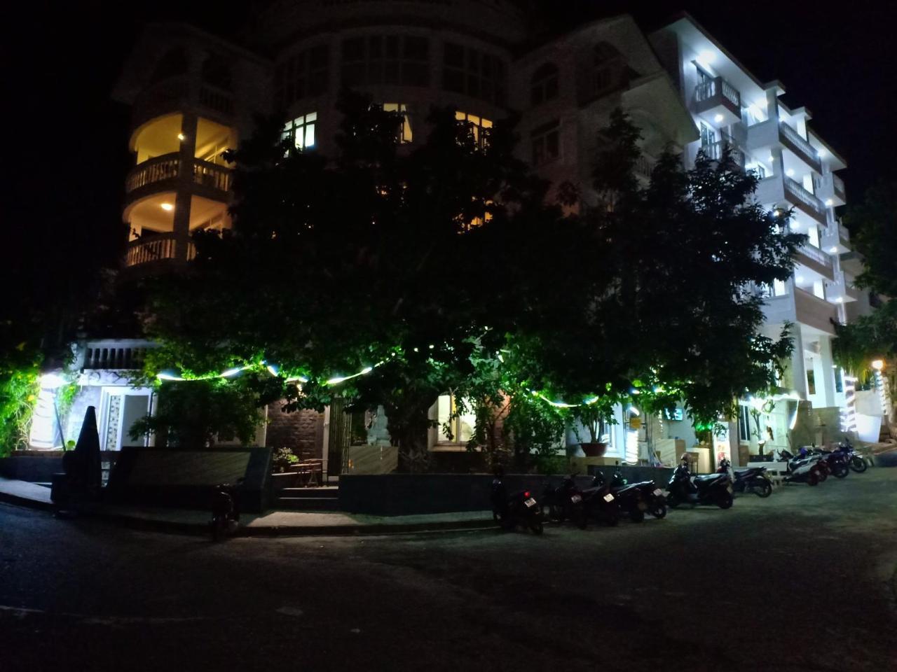 Nha Trang Star Villa Hotel Buitenkant foto